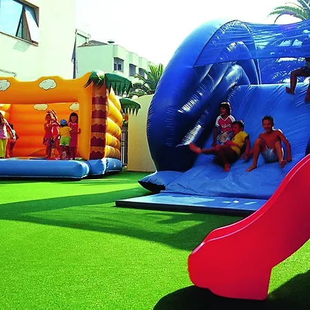 Aparthotel Serena Majestic 4*