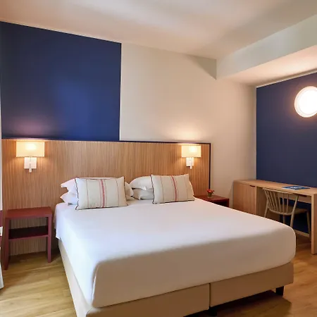 Ξενοδοχείο με διαμερίσματα Serena Majestic 4*