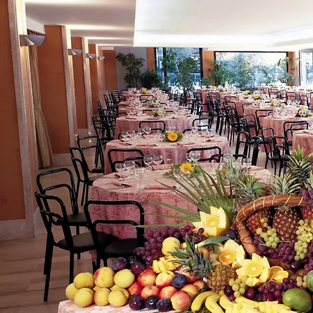 Serena Majestic 4* Montesilvano