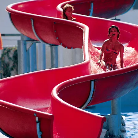 Serena Majestic Lejlighedshotel