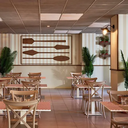 Serena Majestic Lejlighedshotel 4*